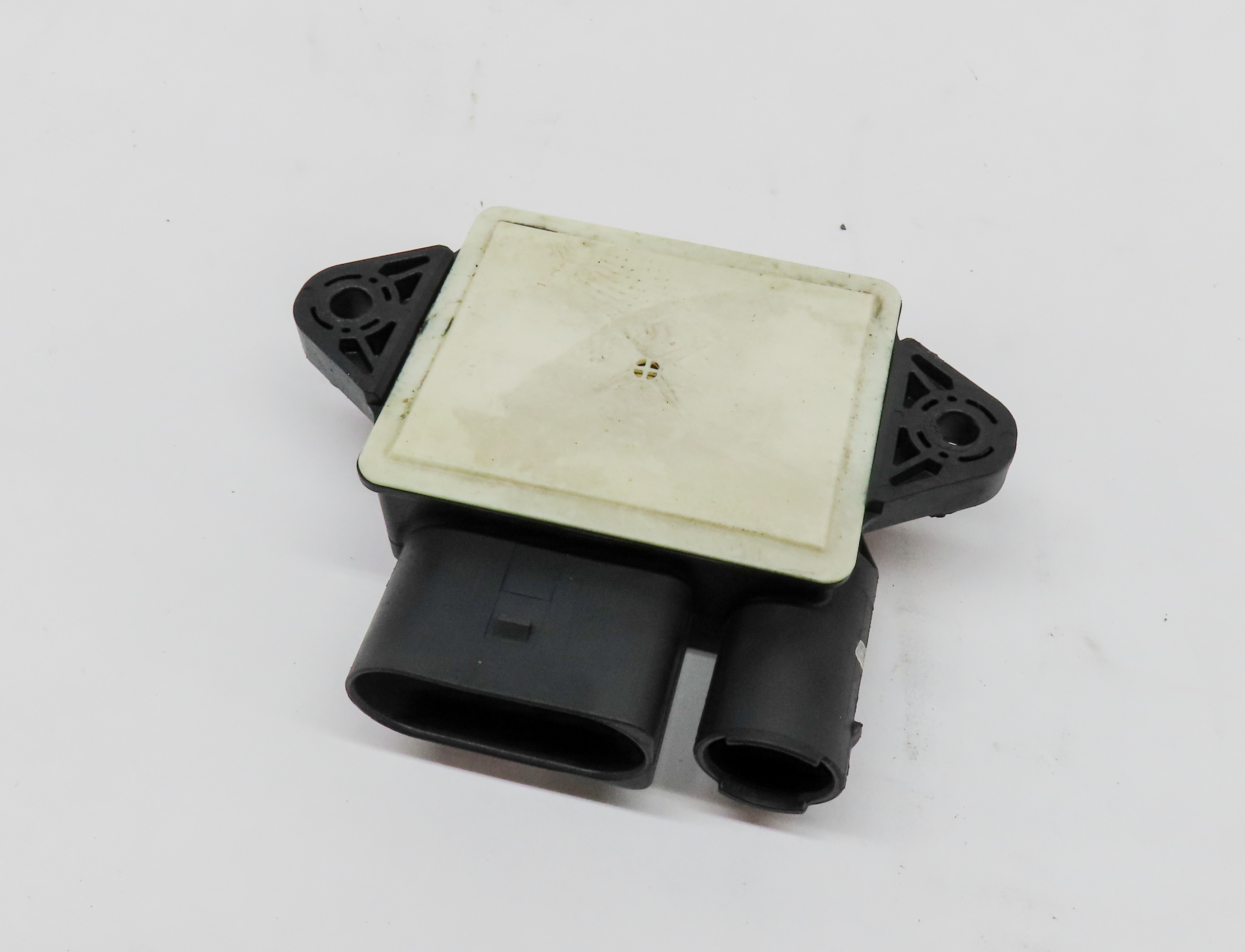 07-13 MERCEDES E320 E350 GL350 ML350 S350 R320 R350 - DIESEL GLOW PLUG MODULE — exact item pictured